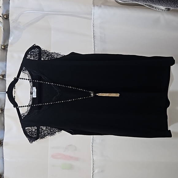 Black & Gold Speckled Beaded Necklace & Pendant with Gold Chains Dangling - Picture 6 of 6